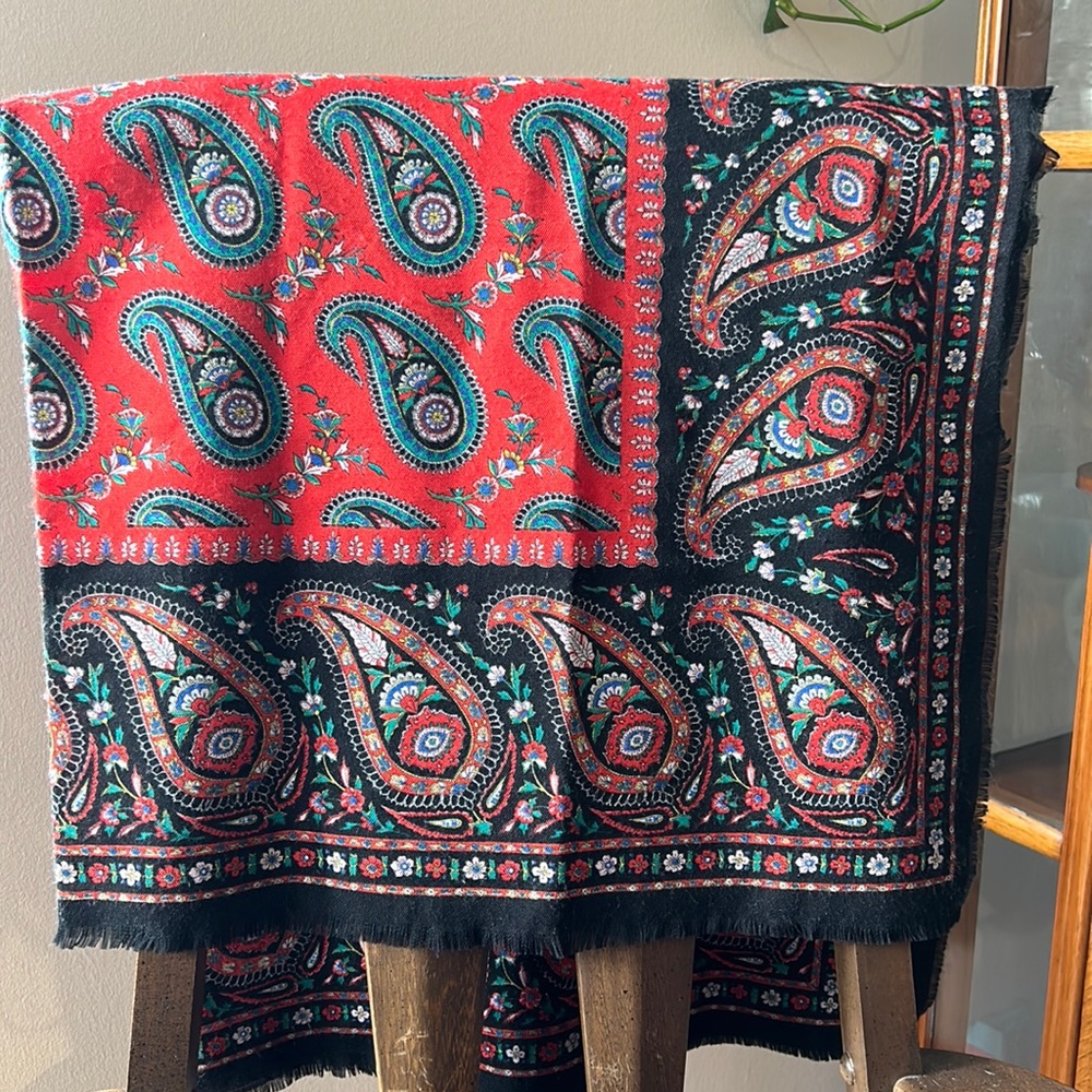 Vintage oversized wool paisley scarf